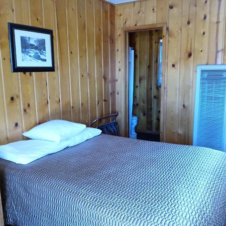 Bell'S Motor Lodge Motel - ספירפיש מראה חיצוני תמונה