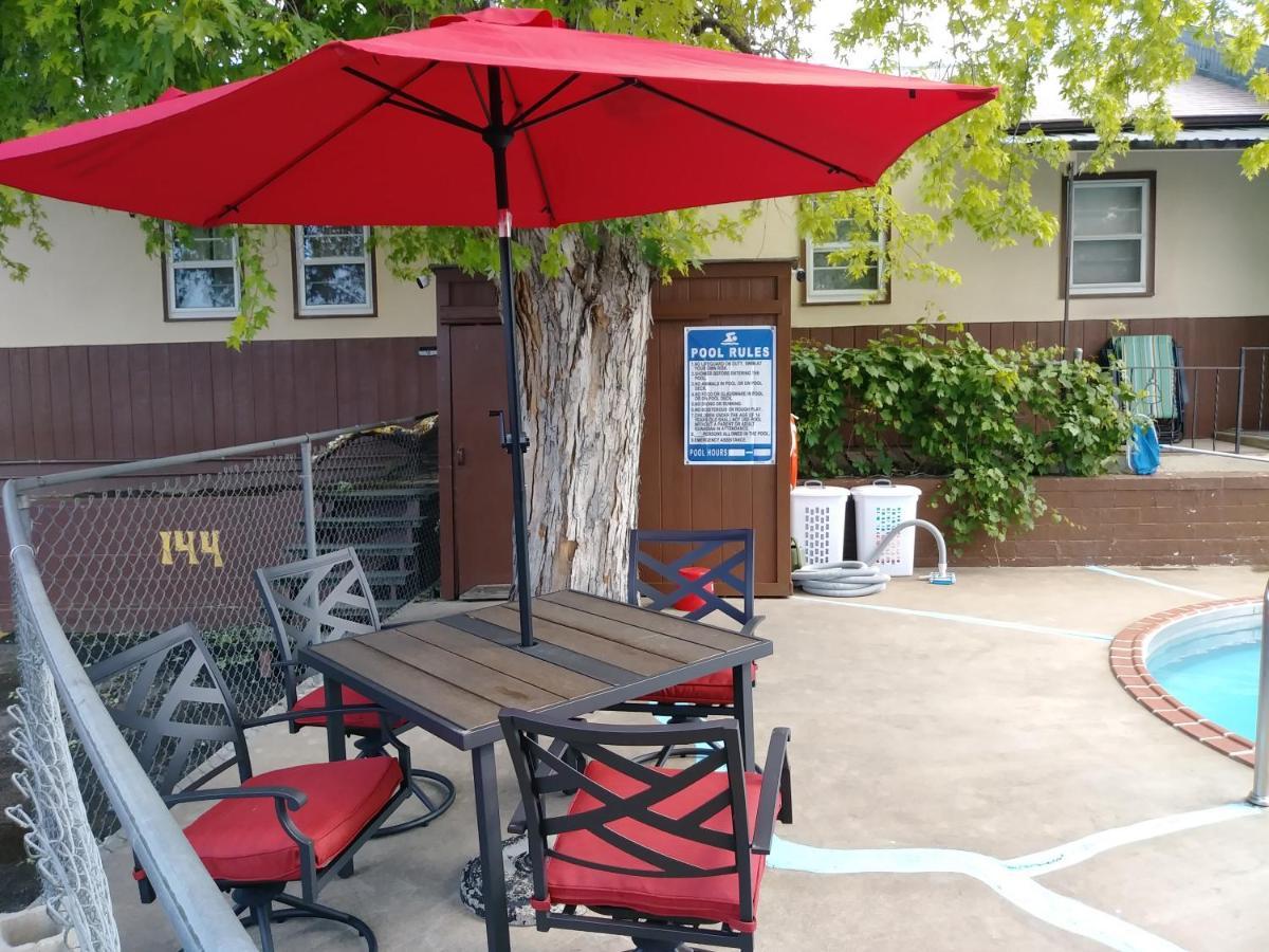 Bell'S Motor Lodge Motel - ספירפיש מראה חיצוני תמונה