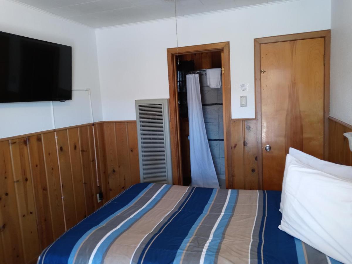 Bell'S Motor Lodge Motel - ספירפיש מראה חיצוני תמונה